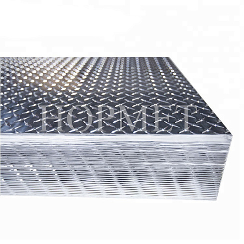 Лист алюминиевый 4х1500х3000 EU, рифление квинтет, марка АМГ2Н2 Р в Саратове цена